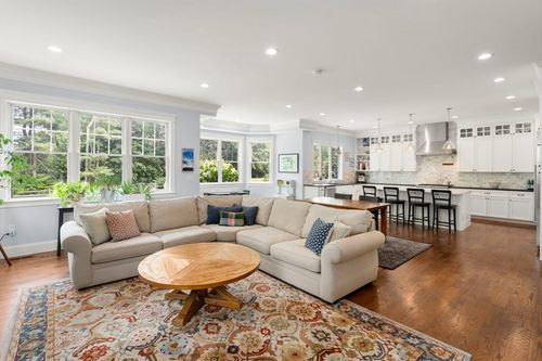 8 Normandie Rd, Dover, MA, 02030-2507 | Card Image