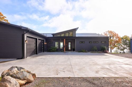 909 S Us 23, Harrisville, MI, 48740-9502 | Card Image