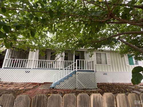 707 Buena Vista St, Taft, CA, 93268-4203 | Card Image