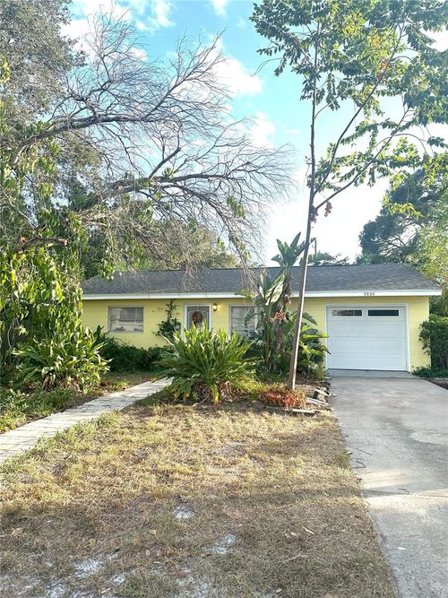 5924 Dartmouth Ave N, St Petersburg, FL, 33710-7817 | Card Image