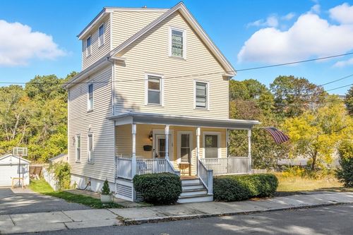 13 Greene St, Beverly, MA, 01915-2911 | Card Image