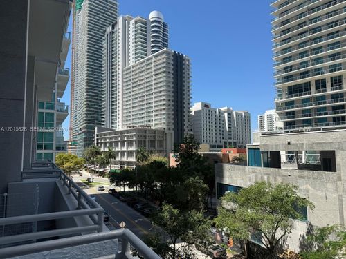 412-1050 Brickell Ave, Miami, FL, 33131-3903 | Card Image