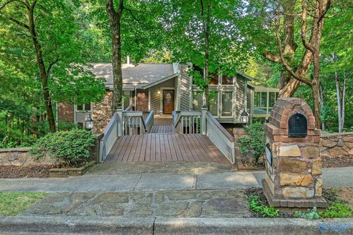 7716 Oakridge Drive Se, Huntsville, AL, 35802 | Card Image