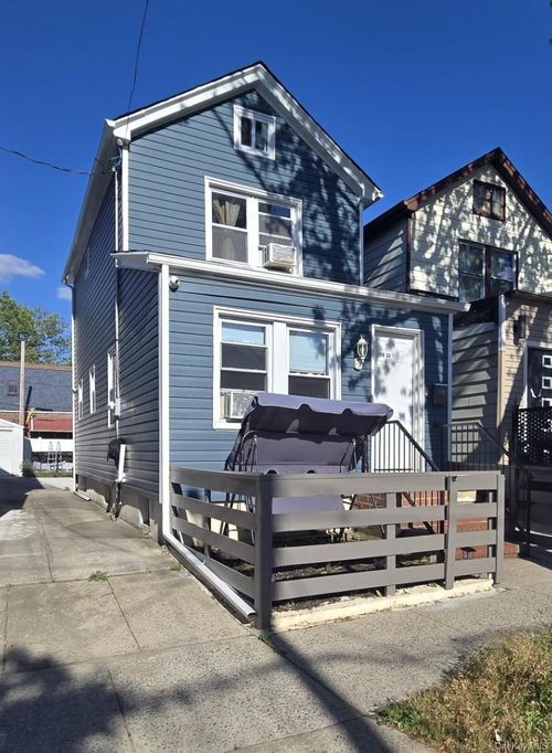 12933 135th Place, New York, NY, 11420 | Card Image
