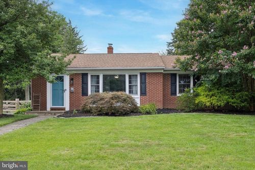 103 School Ln, West Norriton, PA, 19403-3135 | Card Image
