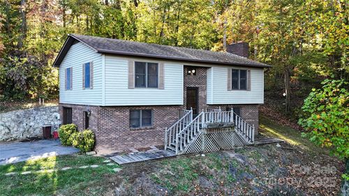 7 Windy Hollow Rd, Asheville, NC, 28806-9417 | Card Image