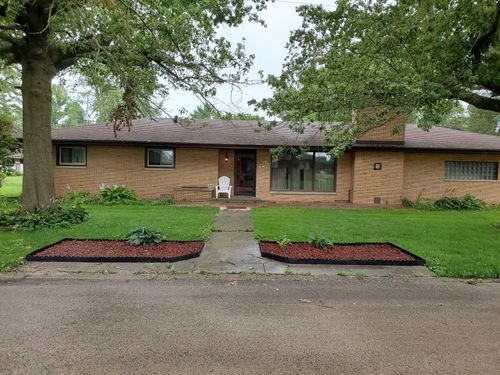 203 W Saint Joseph, Thomasboro, IL, 61878-9690 | Card Image