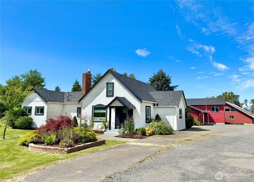2452 Aldergrove Rd, Ferndale, WA, 98248-9640 | Card Image