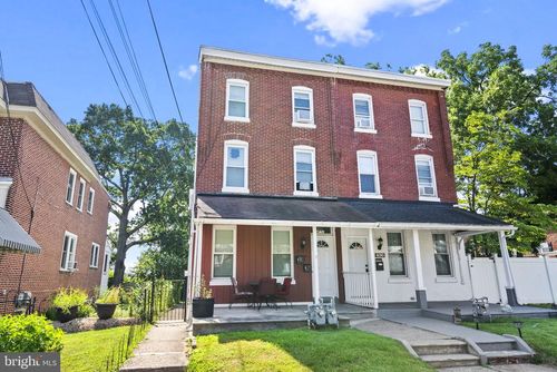 1-832 Stanbridge St, NORRISTOWN, PA, 19401-3662 | Card Image