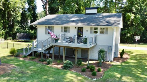 514 Bank St, Washington, NC, 27889-5203 | Card Image