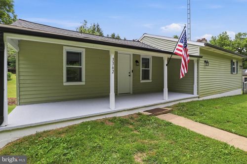3362 Myers School Rd, Red Lion, PA, 17356-8117 | Card Image