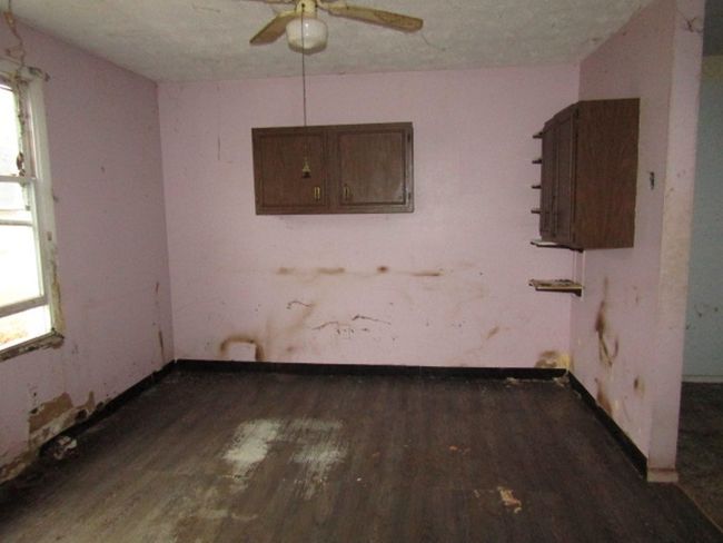261 Mccarrell Rd, House other with 4 bedrooms, 1 bathrooms and 1 parking in Hickory PA | Image 9