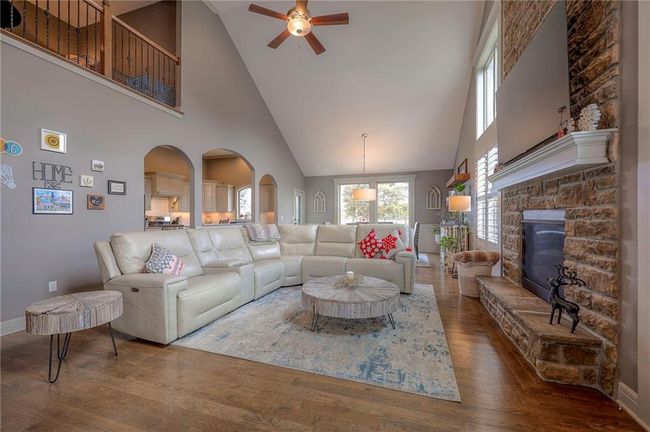 823 155 Th Cir, House other with 5 bedrooms, 4 bathrooms and null parking in Basehor KS | Image 9