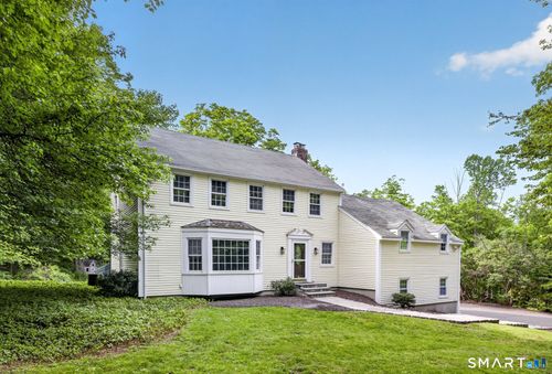 70 Barrack Hill Rd, Ridgefield, CT, 06877-3105 | Card Image