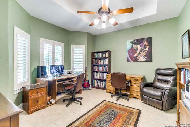 30131 Cibolo Run, House other with 3 bedrooms, 3 bathrooms and null parking in Fair Oaks Ranch TX | Image 15