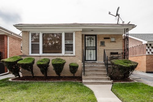 16530 Emerald Ave, Harvey, IL, 60426-6122 | Card Image