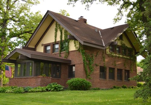 446 Main St S, Hutchinson, MN, 55350-2513 | Card Image