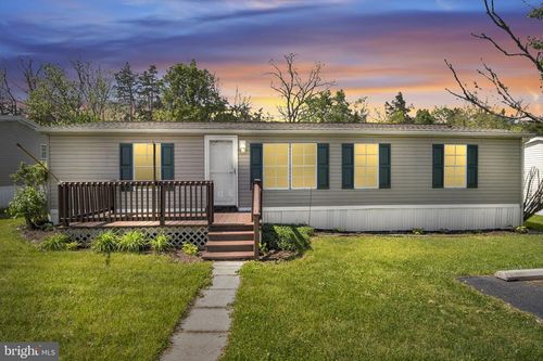 3 Country View Ct, East Berlin, PA, 17316-8956 | Card Image