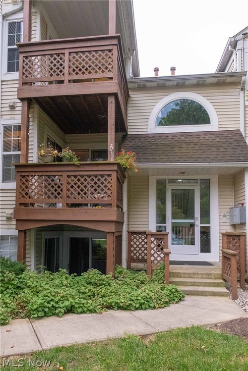 c1-1448 Cedarwood Dr, Westlake, OH, 44145-1890 | Card Image