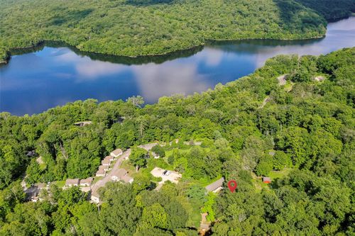11 Richardsville Rd, Carmel, NY, 10512-3962 | Card Image