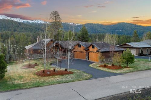 212 Ferguson Way, McCall, ID, 83638-5502 | Card Image