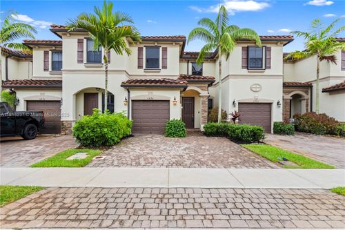 6496 S Anise Ct, Davie, FL, 33314-3916 | Card Image