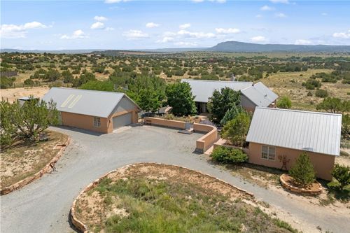 794 Camino Los Abuelos, Galisteo, NM, 87540-9695 | Card Image