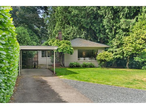 1710 Sw Broadway Dr, Portland, OR, 97201-2262 | Card Image