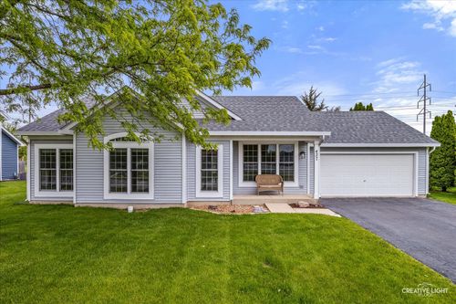 427 Barnaby Dr, Oswego, IL, 60543-8678 | Card Image