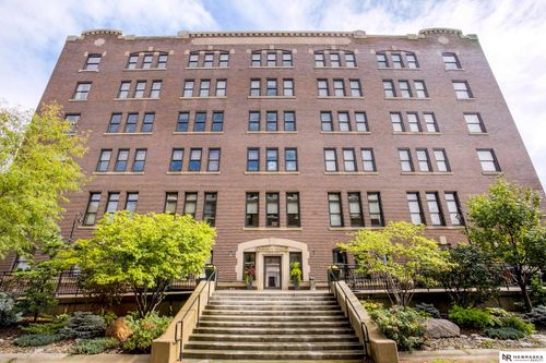 305-105 S 9th Street, Omaha, NE, 68102 | Card Image