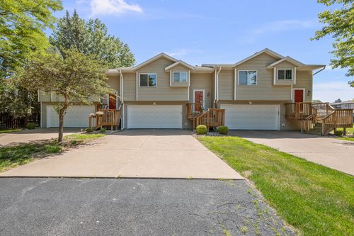 10-3004 3rd Street, Moline, IL, 61264 | Card Image