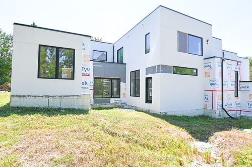 1778 Central St, Pickering, ON, L1Y1B4 | Card Image