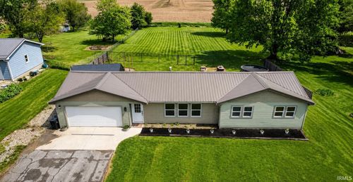 539 E Albion St, Avilla, IN, 46710-9640 | Card Image