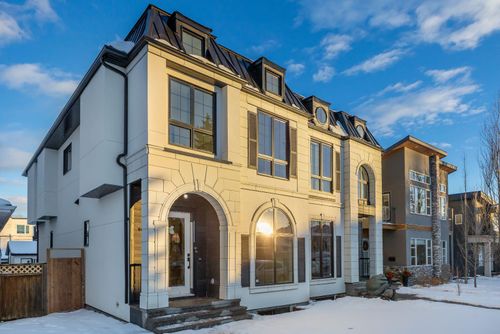 2518 20 St Sw, Calgary, AB, T2T4Z3 | Card Image