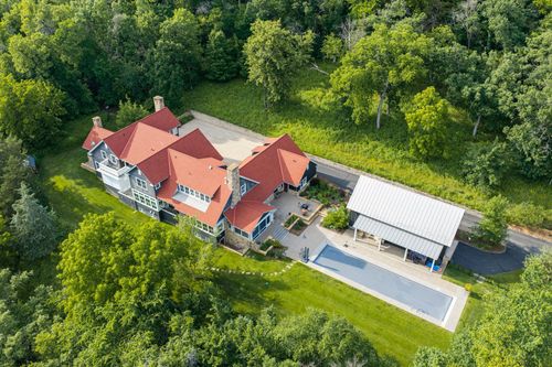 9350 Forest Rd, Cannon Falls, MN, 55009-4164 | Card Image