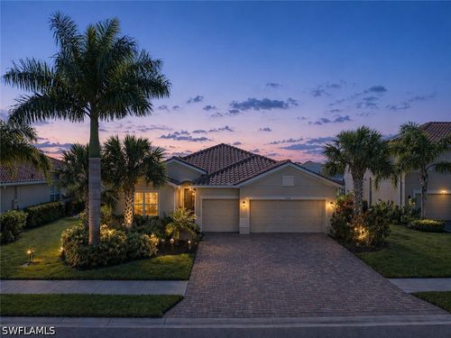 2151 Vermont Ln, NAPLES, FL, 34120-4563 | Card Image