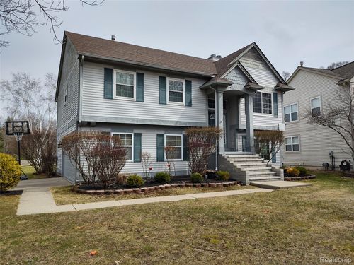 1432 Pond View Ct, Wixom, MI, 48393-1415 | Card Image