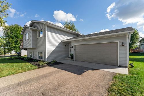 608 1st St N, Montrose, MN, 55363-8594 | Card Image