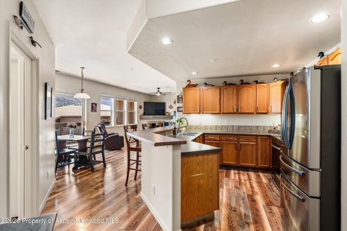 811-2701 Midland Ave, Glenwood Springs, CO, 81601-4152 | Card Image