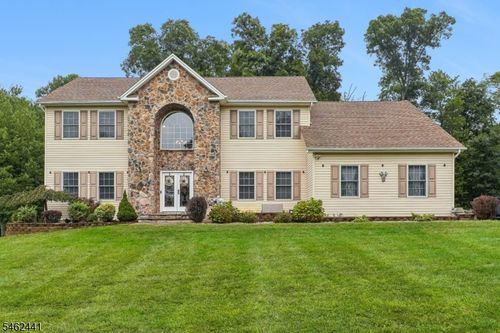 25 Elizabeth Ave, Washington, NJ, 07882-1569 | Card Image