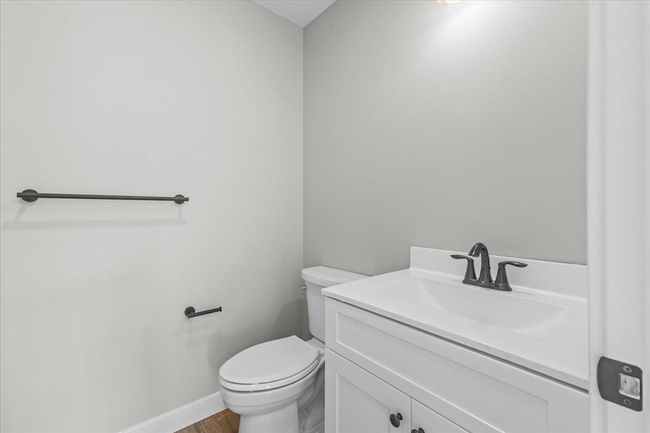 27 Gardner Lane, Condo with 2 bedrooms, 3 bathrooms and null parking in Waterbury VT | Image 18