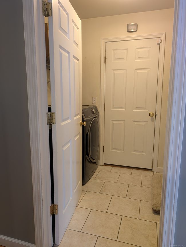 35 Snake Meadow Rd, House other with 3 bedrooms, 3 bathrooms and 6 parking in Killingly CT | Image 13