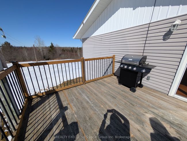 2185 Papineau Rd, House other with 3 bedrooms, 2 bathrooms and 10 parking in Mattawa ON | Image 22