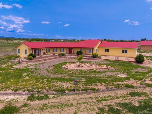 39 5th St, Penrose, CO, 81240-9372 | Card Image
