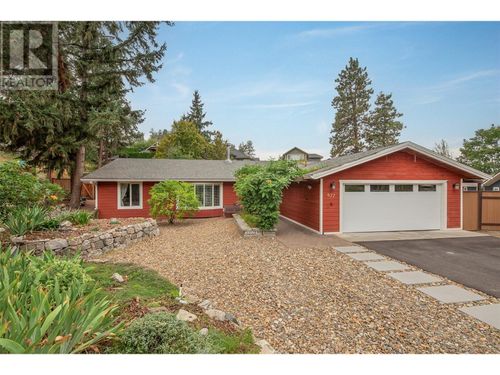 677 Drummond Crt, Kelowna, BC, V1W4N8 | Card Image