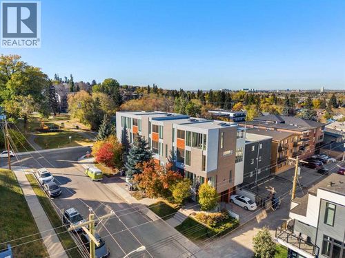 1712 19 Ave Sw, Calgary, AB, T2T5N4 | Card Image