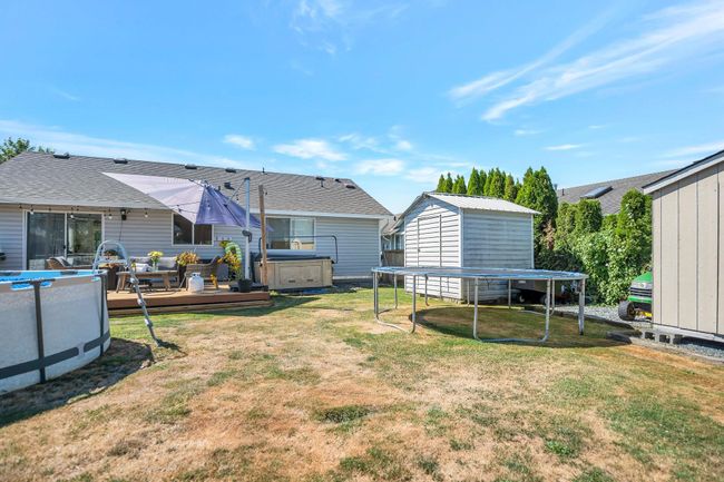 34775 4 Avenue, House other with 3 bedrooms, 1 bathrooms and 6 parking in Abbotsford BC | Image 29
