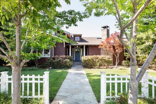 64 Alvarado Ave, Los Altos, CA, 94022-1216 | Card Image