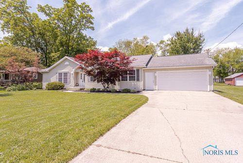 646 Clarion Ave, Holland, OH, 43528-9642 | Card Image