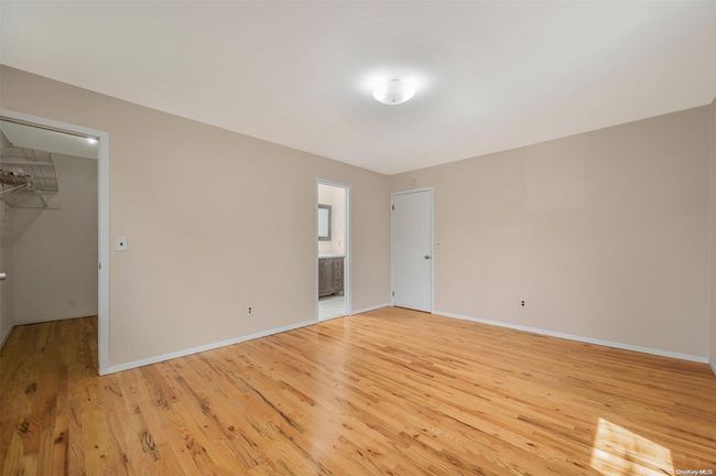Unit 8 Spacious Closet | Image 24
